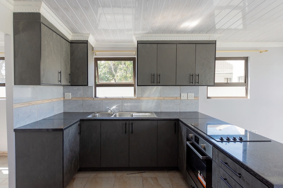 3 Bedroom Property for Sale in Country Club Western Cape